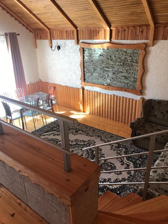 Vacation Home Yabluniv Ngoại thất bức ảnh