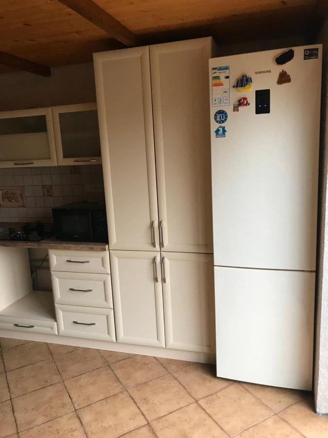 Vacation Home Yabluniv Ngoại thất bức ảnh
